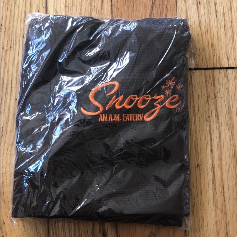 Snooze an AM eatery apron